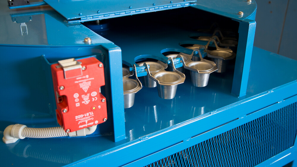 Laboratory centrifuge product image 5